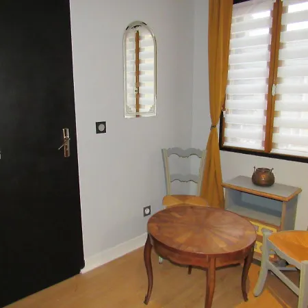 Esquirhall, D'hotes 3* Journiac